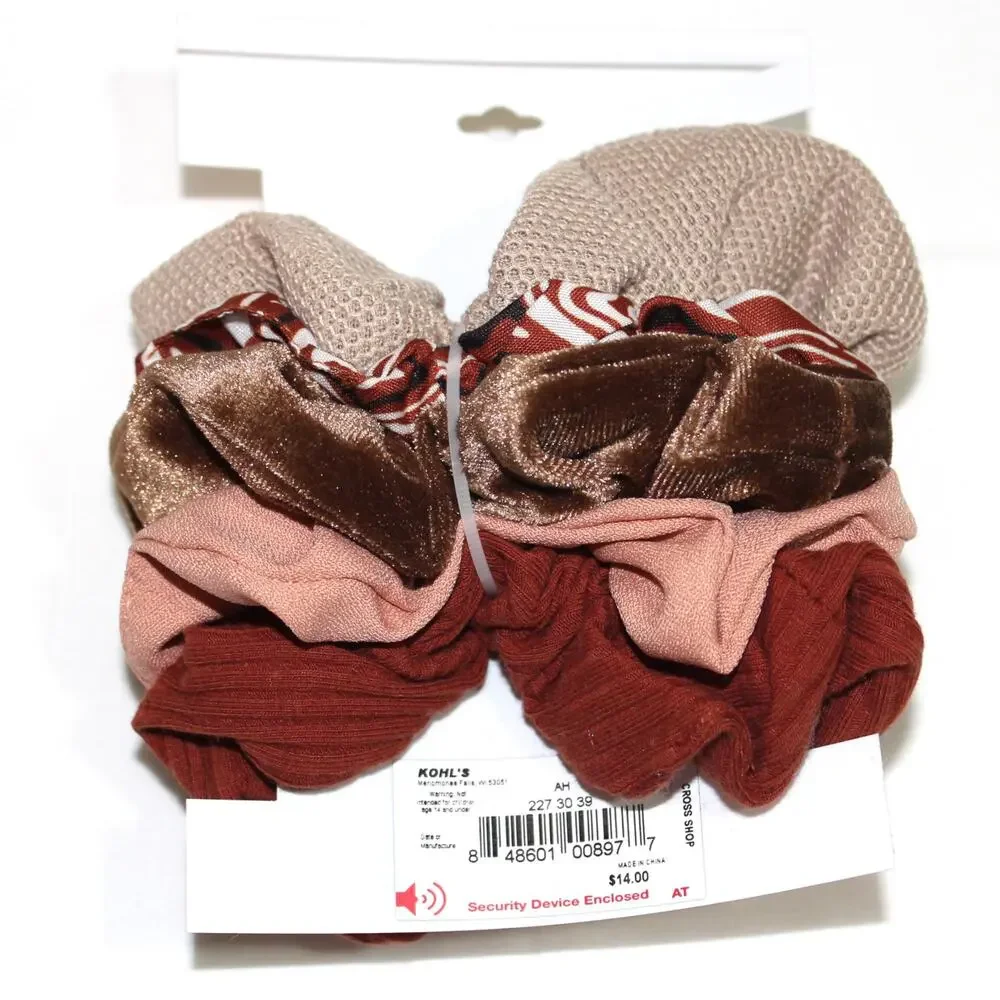 So 5 pack of Scrunchies NWT